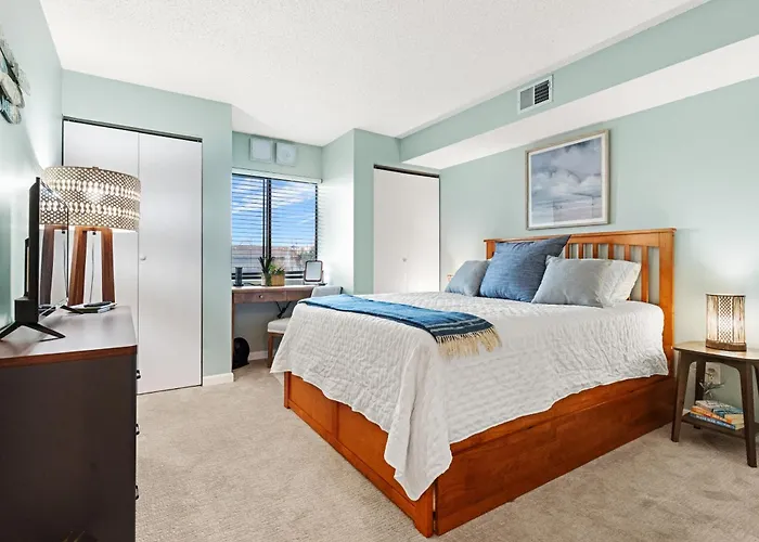 Remodeled 1br On 33rd St Steps From In Ocean Holiday home