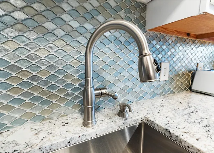 Remodeled 1br On 33rd St Steps From In Ocean Holiday home Ocean City
