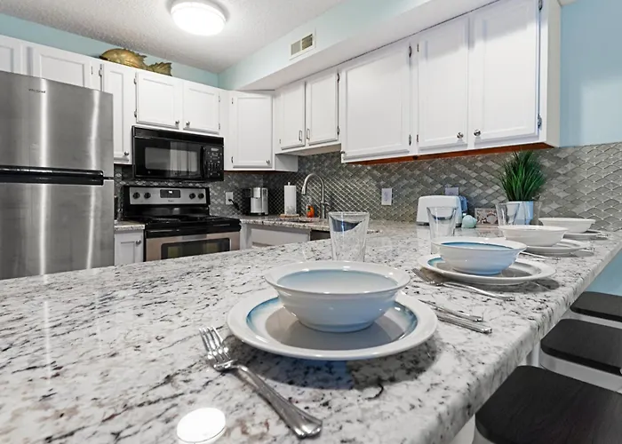 Holiday home Remodeled 1br On 33rd St Steps From In Ocean *