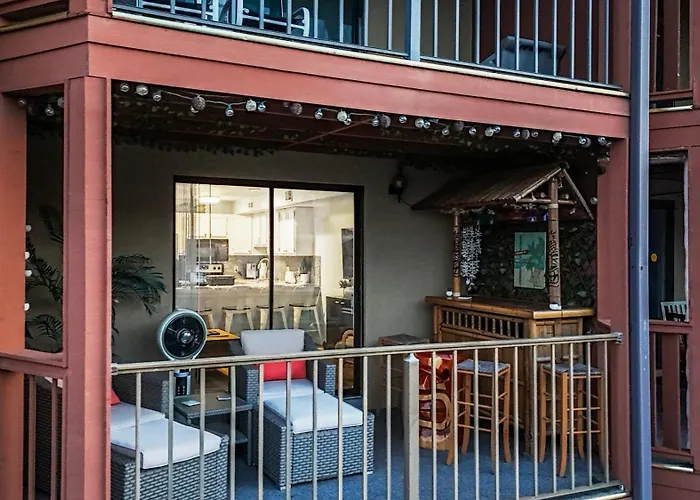 Remodeled 1br On 33rd St Steps From In Ocean *
