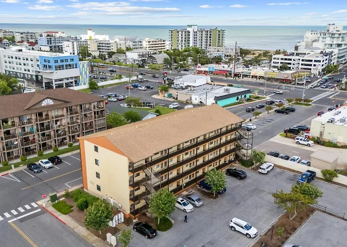 Remodeled 1br On 33rd St Steps From In Ocean