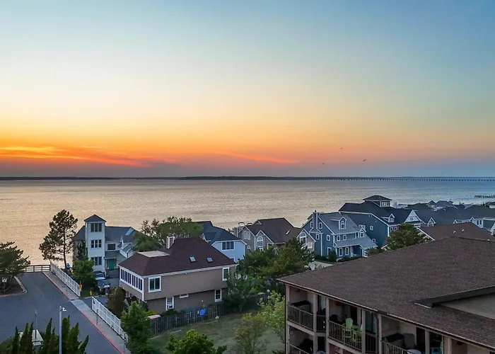 Holiday home Remodeled 1br On 33rd St Steps From In Ocean
